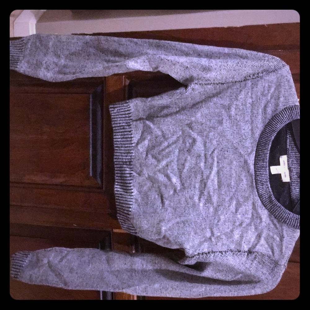 Cropped sweater